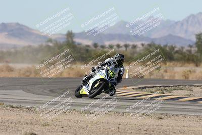 media/Oct-04-2025-CVMA (Sat) [[408bcdd6e4]]/Race 13-Amateur Supersport Open/